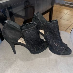 Fergie laced heels ; size 7.5